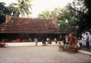 I Backwaters bor du på Coconut Palms