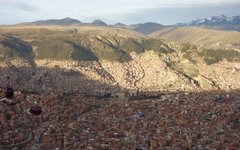 Med linbana kan du lätt ta dig runt i La Paz