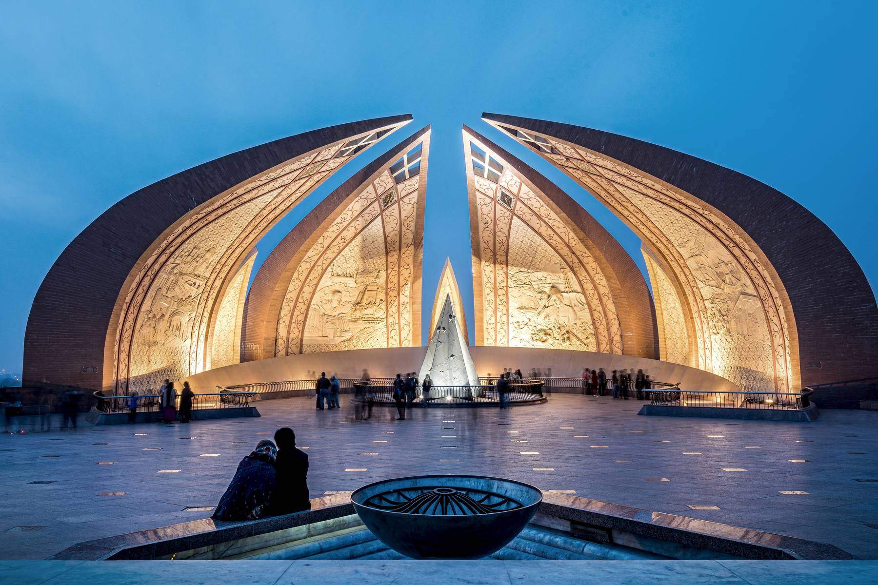 Mäktiga Pakistan Monument museum i Islamabad