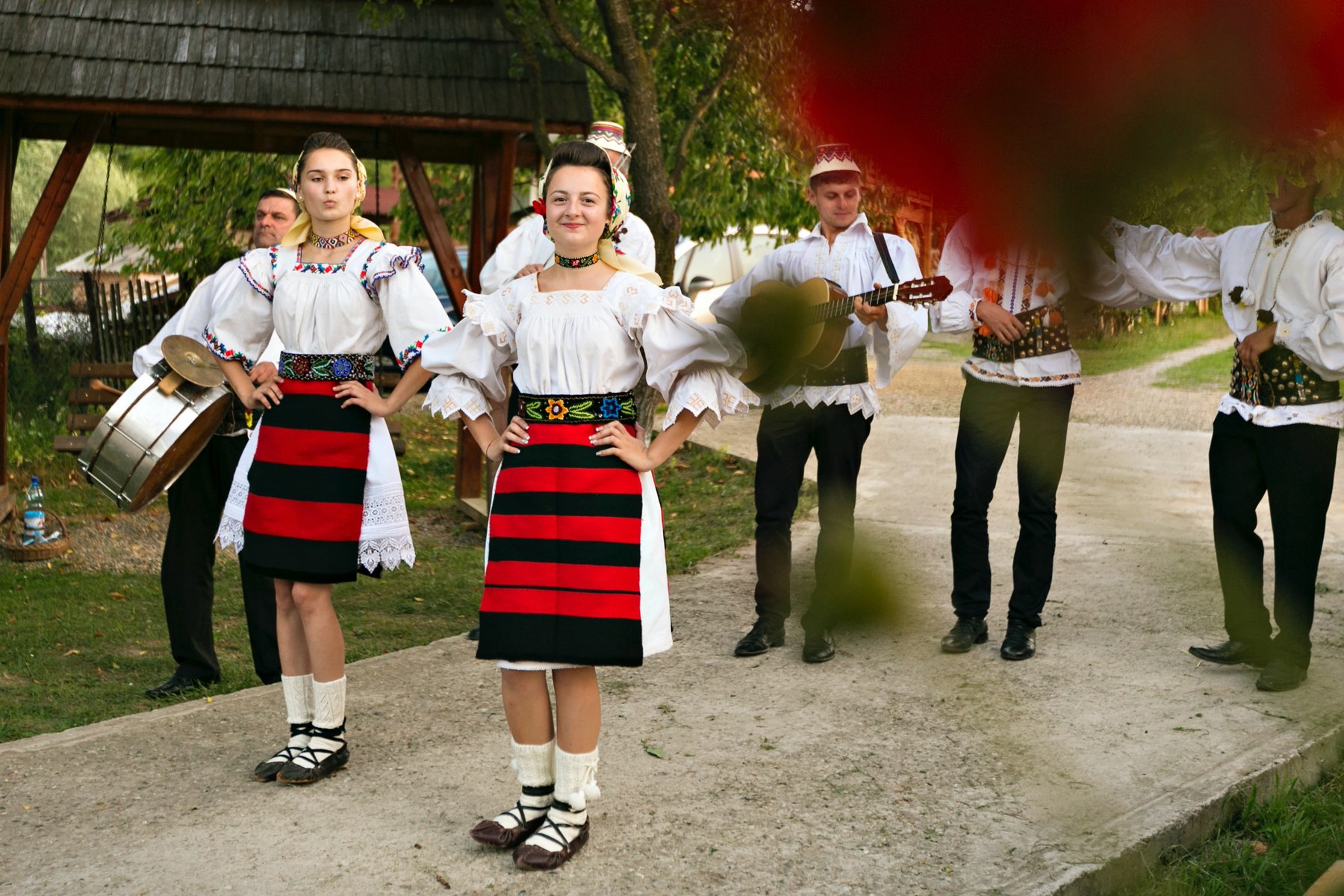 Traditionell dans i Maramures