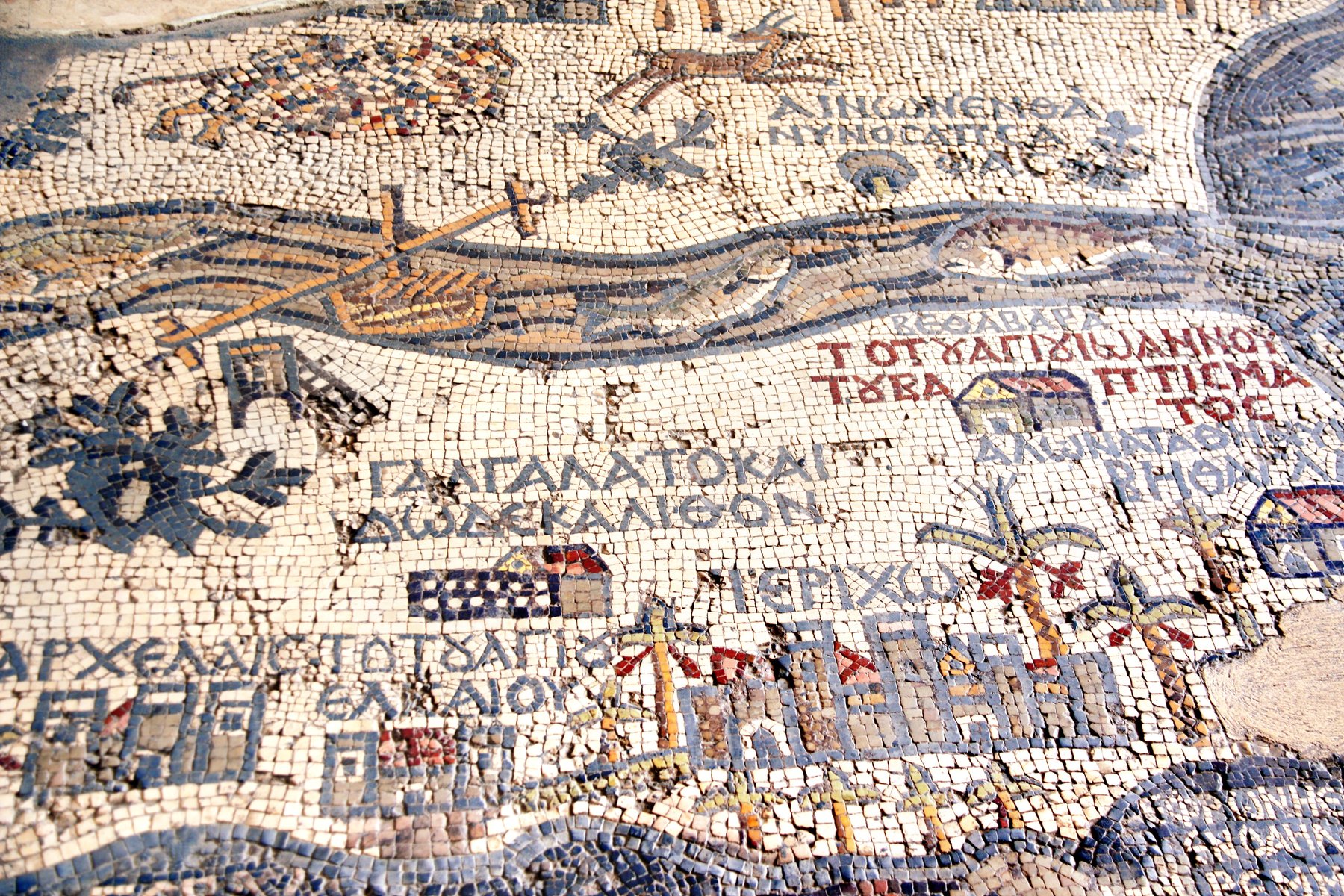 Världen äldsta karta över det heliga landet finns i Madaba